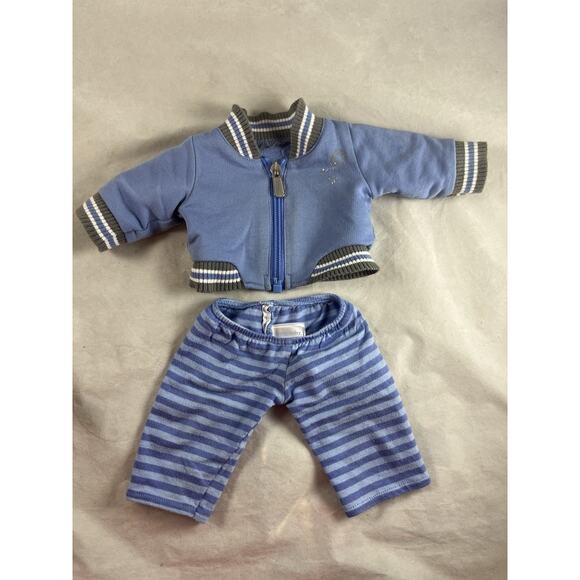 American Girl 15" Bitty Baby Twin Boy Doll Blonde Blue Eyes Tagged Track Outfit - Picture 10 of 14